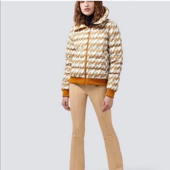 Perfect Moment Womens Ski Pants Aurora Pleated Flare White Pepper NWT Tan Medium - Picture 10 of 11